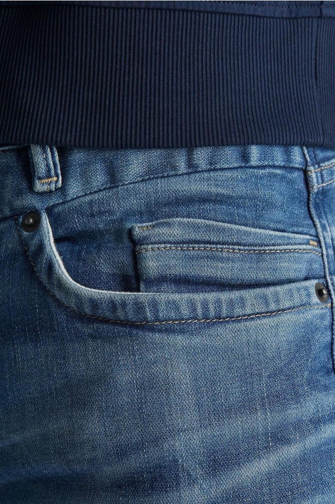 COMMANDER 3 0 RELAXED FIT JEANS PTR180 FMB
